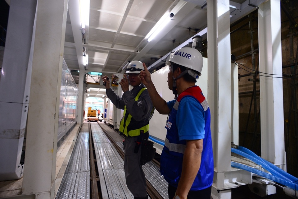 Khám phá “quái vật” 300 tấn lần đầu tiên “xuyên lòng” đô thị Sài Gòn - 8 Đơn vị thi công sẽ khoan từ phía ga Ba Son về ga Nhà hát TP.