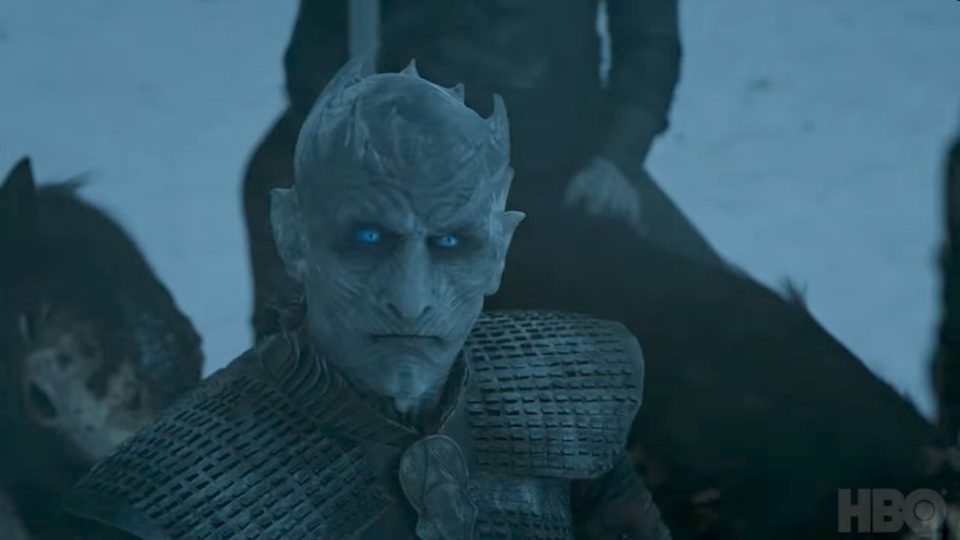 Trailer lần này cho thấy lần đầu tiên Vua Bóng đêm Dạ Đế thực sự tham gia vào cuộc chiến.