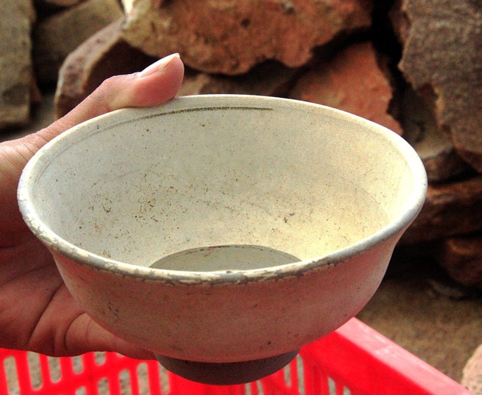 Chuyên gia quốc tế thực địa các di chỉ gốm ở Bình Định - 8