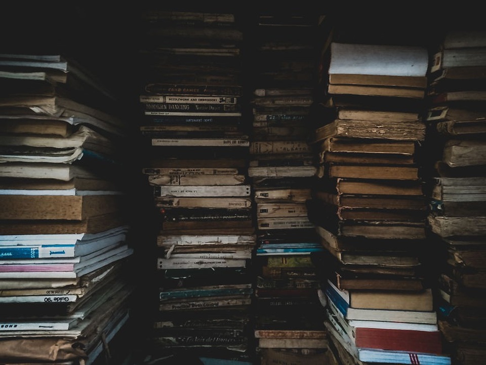 Trên một vài smartphone có camera kép và khẩu độ ống kính lớn thì việc chụp ảnh trong điều kiện thiếu sáng là hết sức thoải mái, và cho ra những tấm ảnh không thua kém nhiều so với máy ảnh chuyên nghiệp.