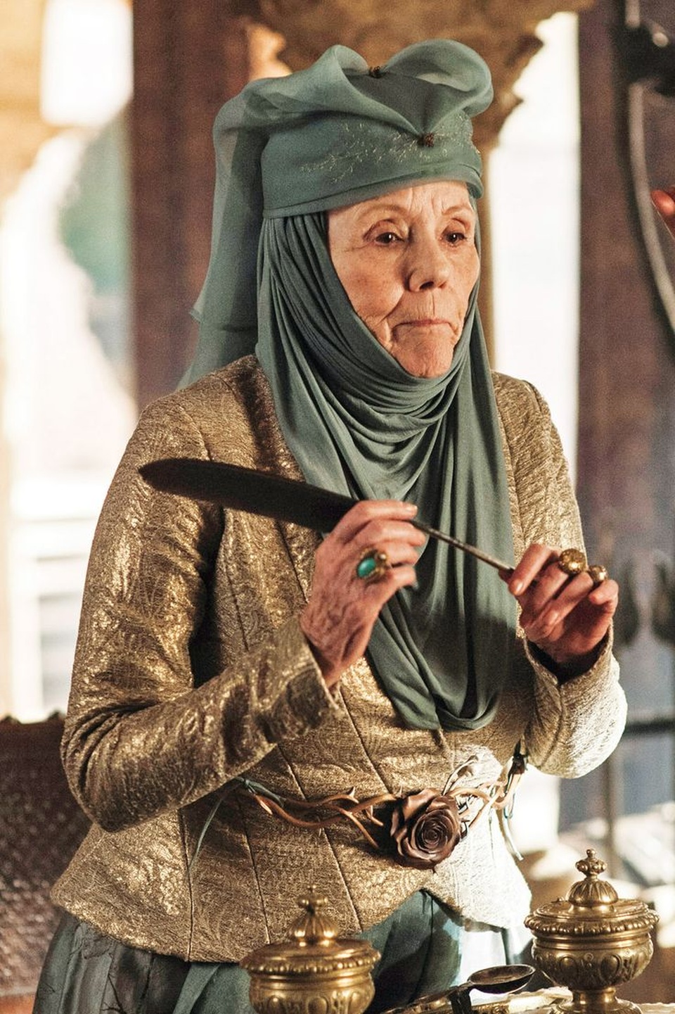 Nhân vật “bá đạo” nhất “Trò chơi vương quyền” - 2 Nữ diễn viên người Anh Diana Rigg (79 tuổi) đã đảm nhận vai diễn rất đạt.