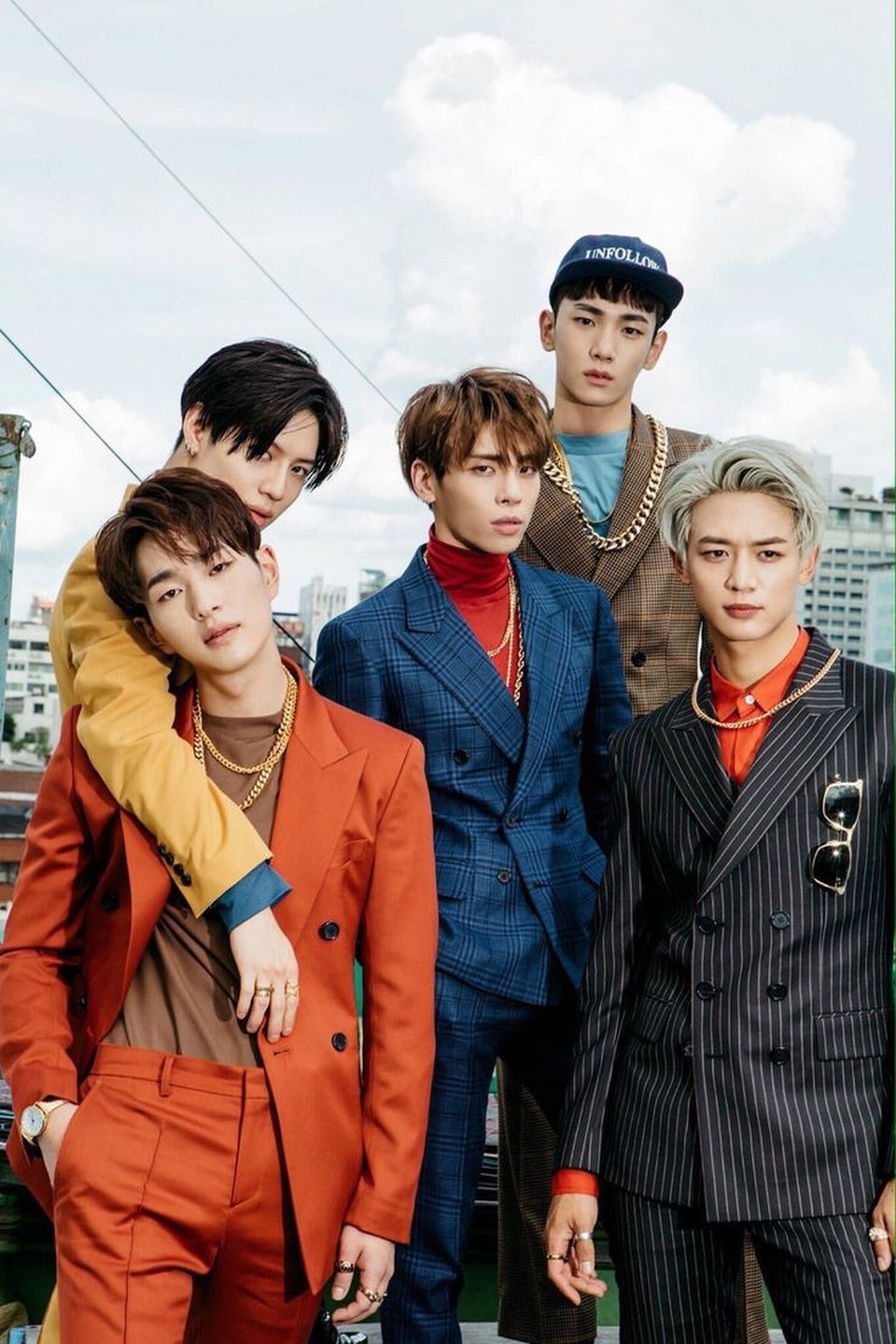 Sự khốc liệt của showbiz Hàn và những bi kịch như Kim Jong-hyun - 3 Nhóm Shinee