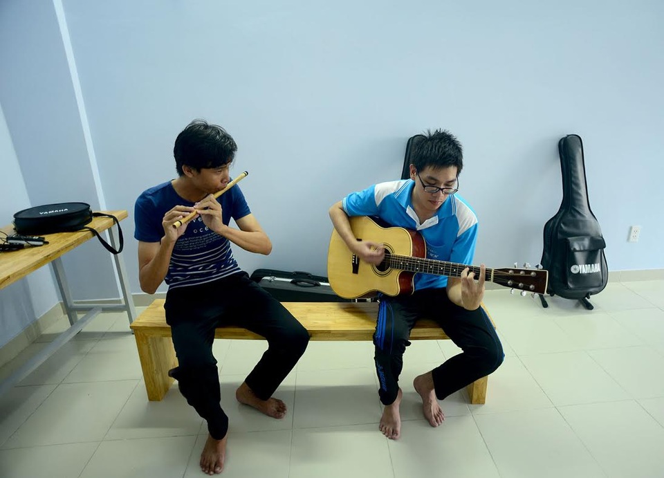 Cuộc sống sinh viên trong ký túc xá miễn phí ở Sài Gòn - 10 Ký túc xá còn trang bị các phòng vui chơi, giải trí dành cho sinh viên.