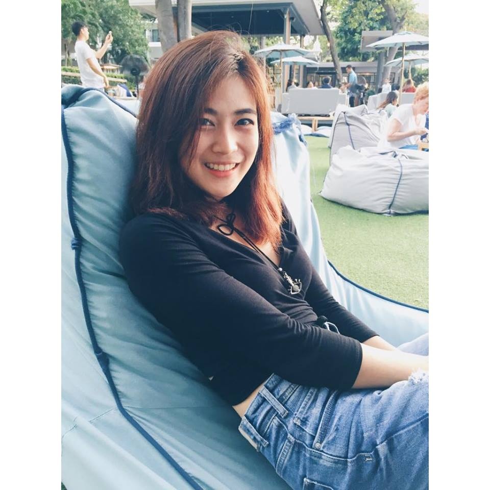 Nữ tiếp viên hàng không xinh đẹp, hát hay "đốn tim" cư dân mạng - 8