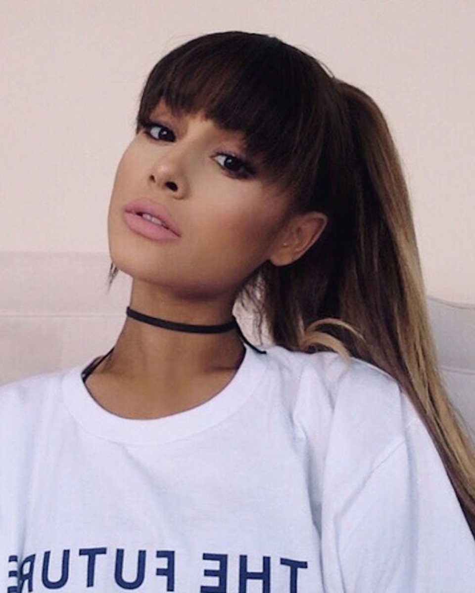 “Tóc mái mưa” khiến người đẹp showbiz “mê mẩn” - 14 Nữ ca sĩ Ariana Grande