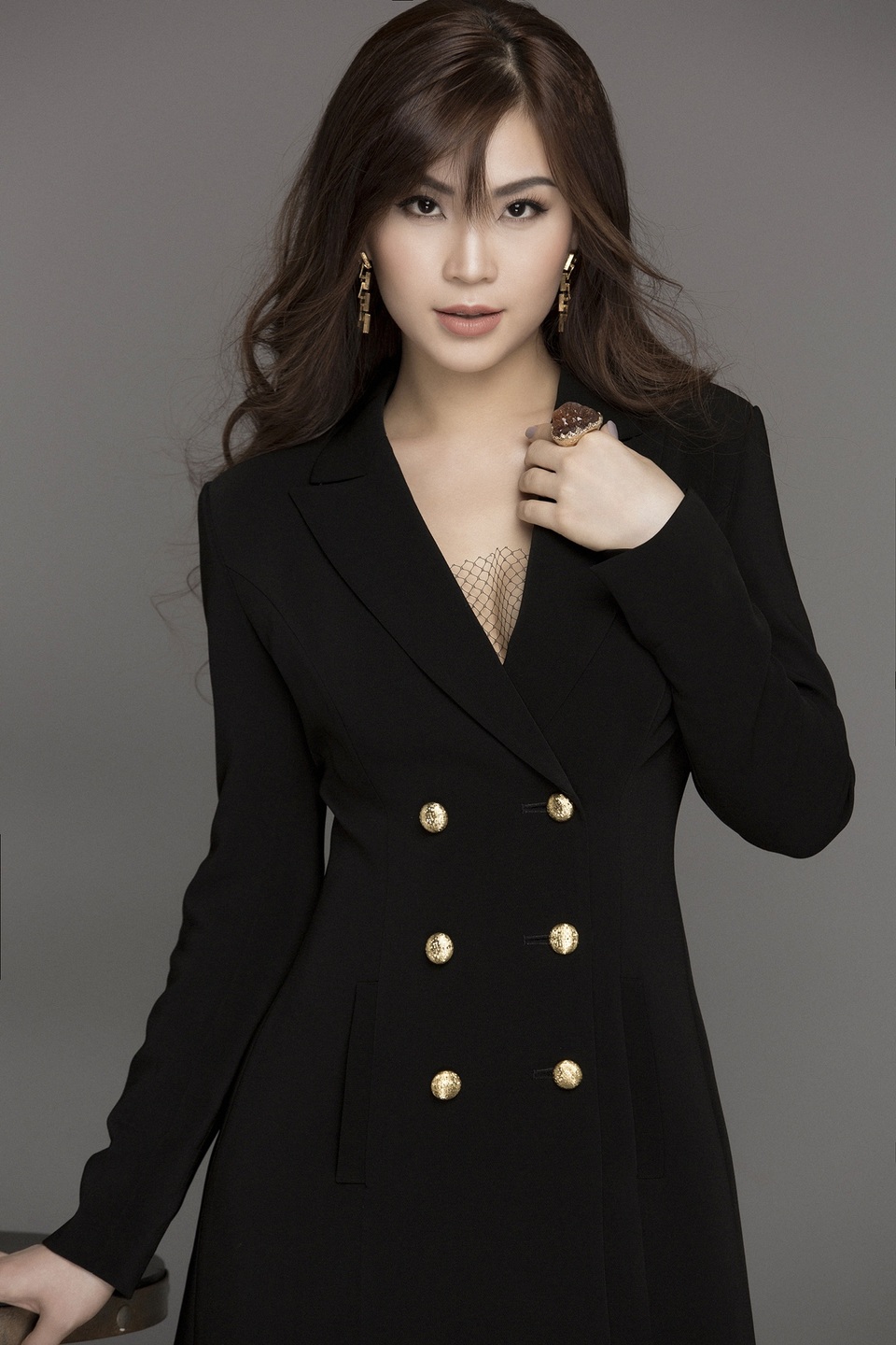 Vẻ đẹp mặn mà của gái một con Diễm Trang.