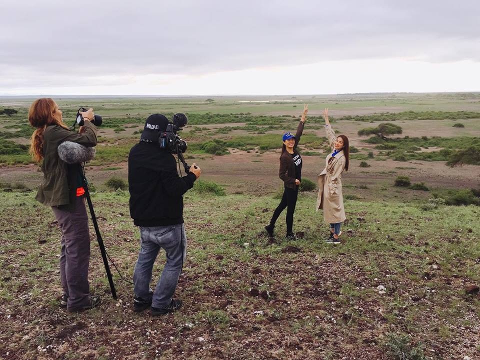 Lệ Hằng và Phạm Hương đã có rất nhiều kỉ niệm trong chuyến đi tới Kenya.