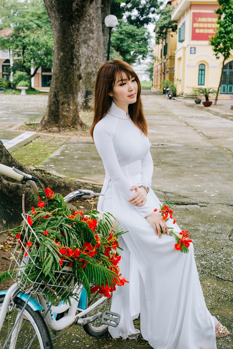 Á hậu Thụy Vân lần đầu khoe giọng hát cùng BTV Hạnh Phúc - 3 Á hậu Thụy Vân lần đầu khoe giọng hát cùng BTV Hạnh Phúc - 3