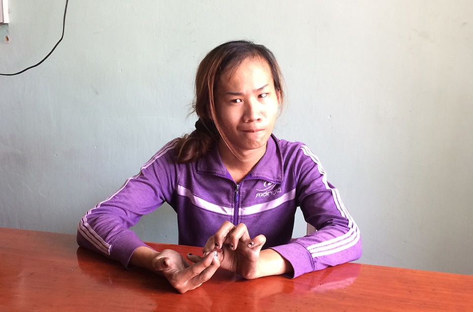 Hơn 30 công an giải vây cho thanh niên suýt bị hành hung do nghi ngờ bắt cóc - 2 Thanh niên này được đưa về Công an huyện Hải Lăng