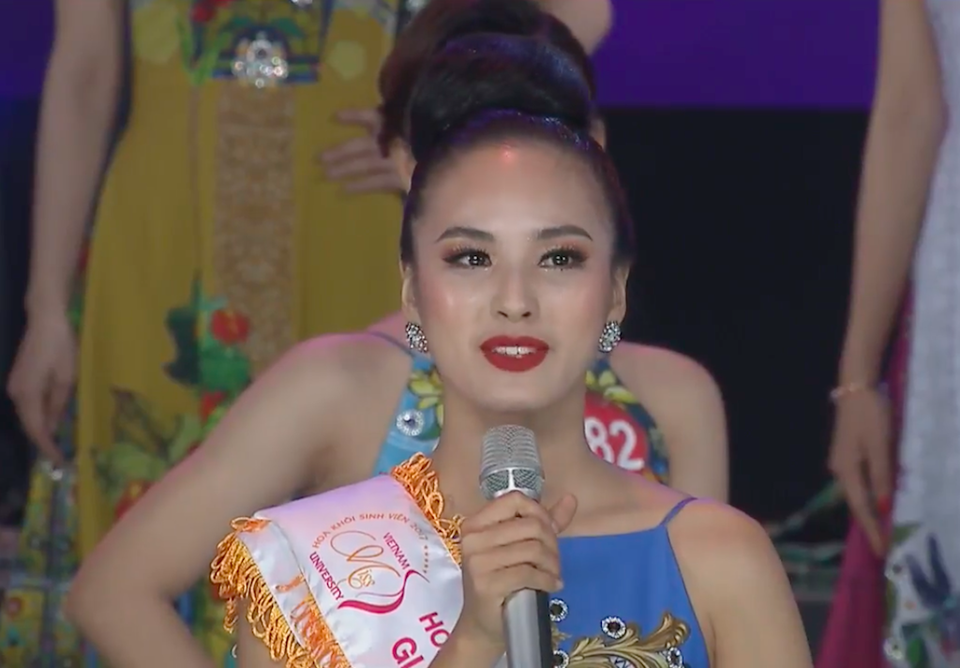 Bí quyết “bắn tiếng Anh như gió” của Á khôi 1 Sinh viên Việt Nam 2017 - 3 Tự tin trong phần hùng biện bằng tiếng Anh