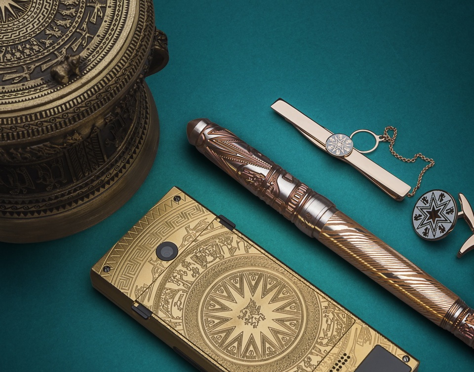 
Họa tiết trống đồng Đông Sơn là cảm hứng nghệ thuật cho các thương hiệu xa xỉ hàng đầu.
