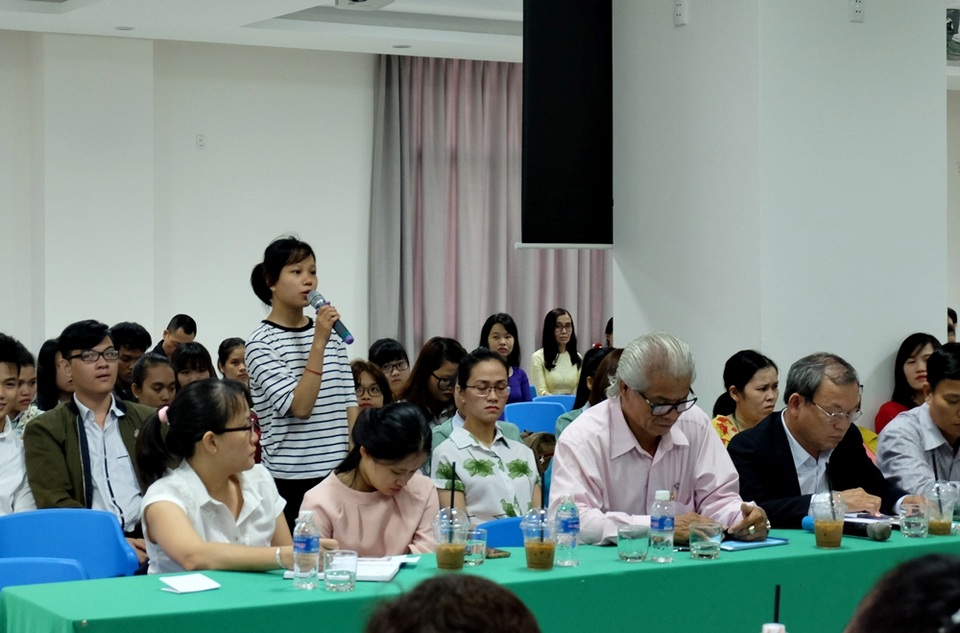 Trường học phải dạy cho trẻ những kỹ năng phòng vệ xâm hại tình dục - 3 Cử tri nêu ý kiến phải đẩy mạnh giáo dục kỹ năng phòng vệ xâm hại tình dục cho trẻ từ trường học, cùng với gia đình và cộng đồng