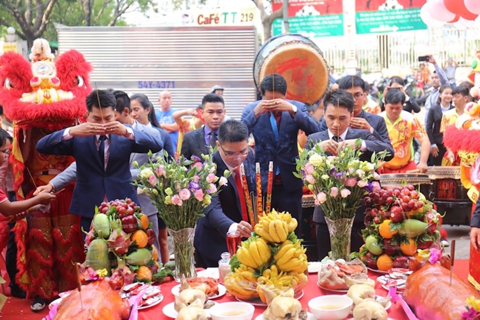 Công ty cổ phần địa ốc Kim Phát khai xuân đón lộc năm mới Đinh Dậu 2017 - 2 Công ty cổ phần địa ốc Kim Phát khai xuân đón lộc năm mới Đinh Dậu 2017 - 2