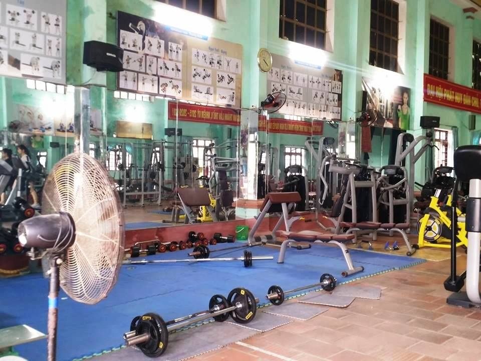 Ninh Bình: Nhà văn hóa phường “biến” thành… phòng tập thể hình! - 3 Hàng chục m2 trong Nhà văn hóa được UBND phường Nam Thành cho thuê làm nơi tập Gym, Aerobic