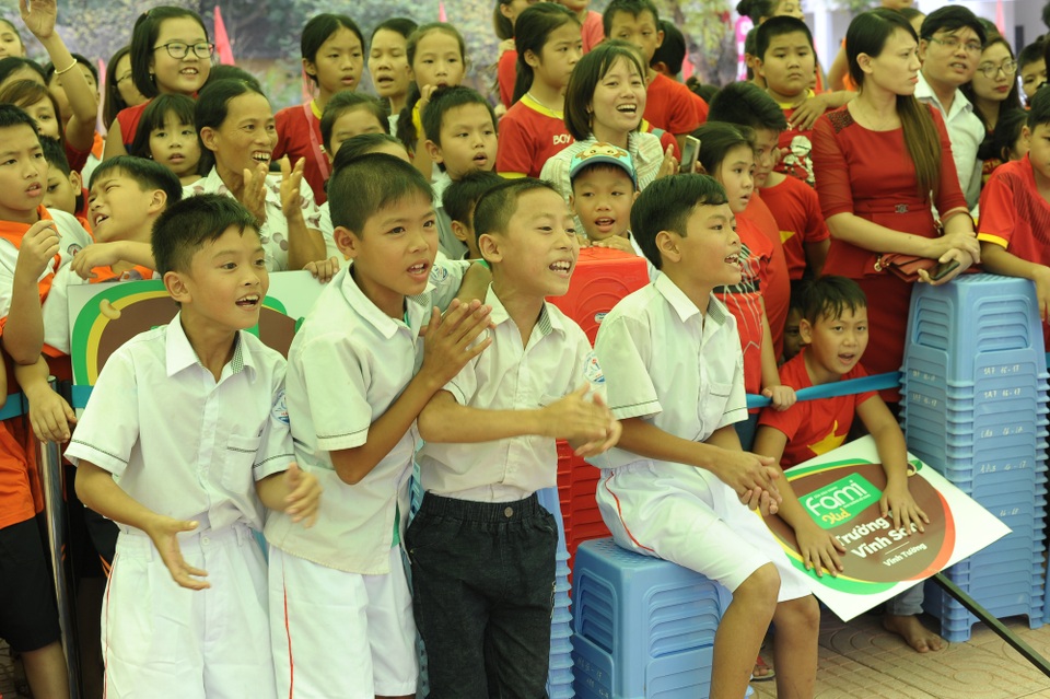 Hỗ trợ phát triển lành mạnh cho học sinh tiểu học - 3
Cố lên, cố lên, cố lên