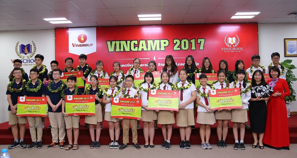 Học Sử kiểu mới: Tự vẽ tranh, dựng video Tiếng Anh độc đáo - 3 30 học sinh xuất sắc nhất VinCamp 2017 được Vinschool tài trợ toàn bộ chi phí để dự Trại hè kéo dài 10 ngày tại Anh quốc vào tháng 7/2017.