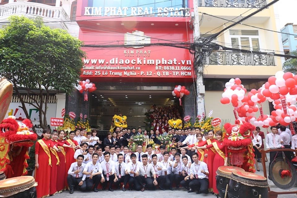 Công ty cổ phần địa ốc Kim Phát khai xuân đón lộc năm mới Đinh Dậu 2017 - 4 Công ty cổ phần địa ốc Kim Phát khai xuân đón lộc năm mới Đinh Dậu 2017 - 4