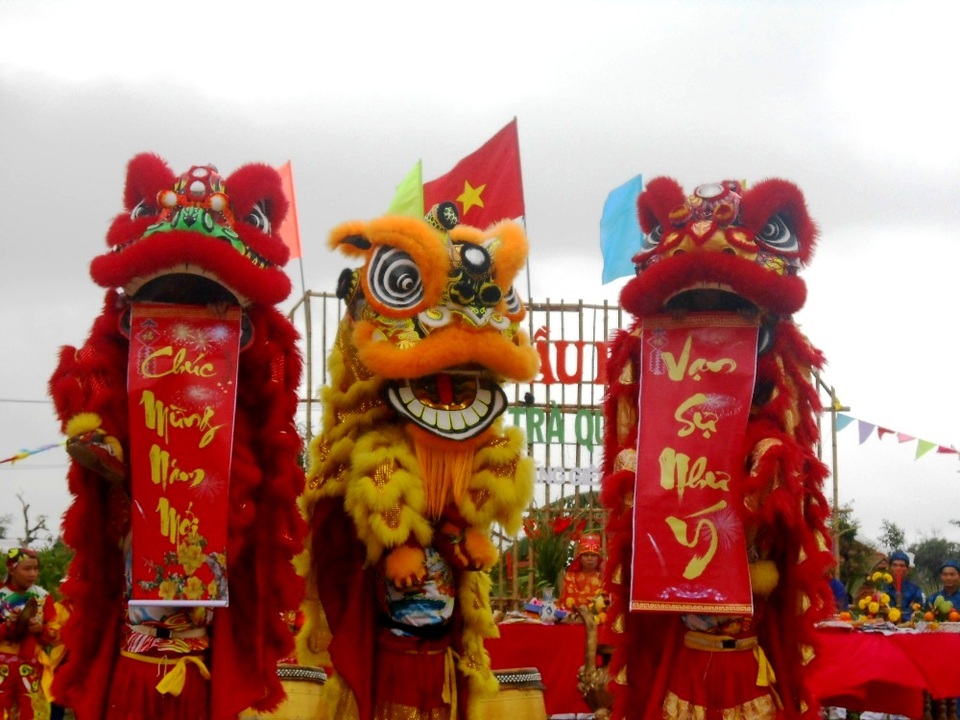 Độc đáo lễ hội cầu bông ở làng rau hơn 500 tuổi - 7 Độc đáo lễ hội cầu bông ở làng rau hơn 500 tuổi - 7