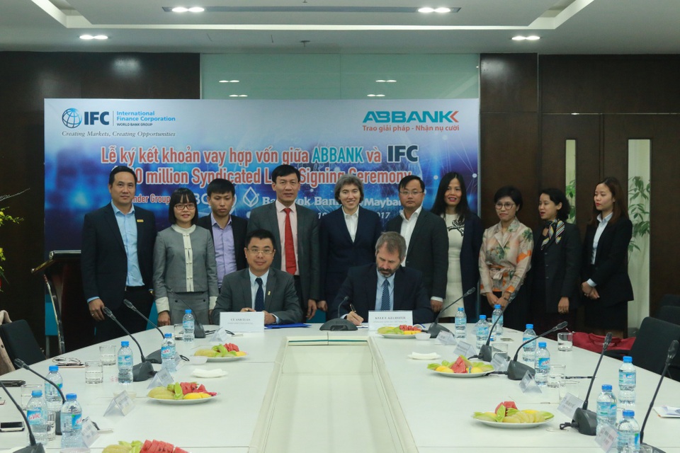Ngân hàng TMCP An Bình nhận đầu tư 150 triệu USD từ IFC - 1 Ngân hàng TMCP An Bình nhận đầu tư 150 triệu USD từ IFC - 1