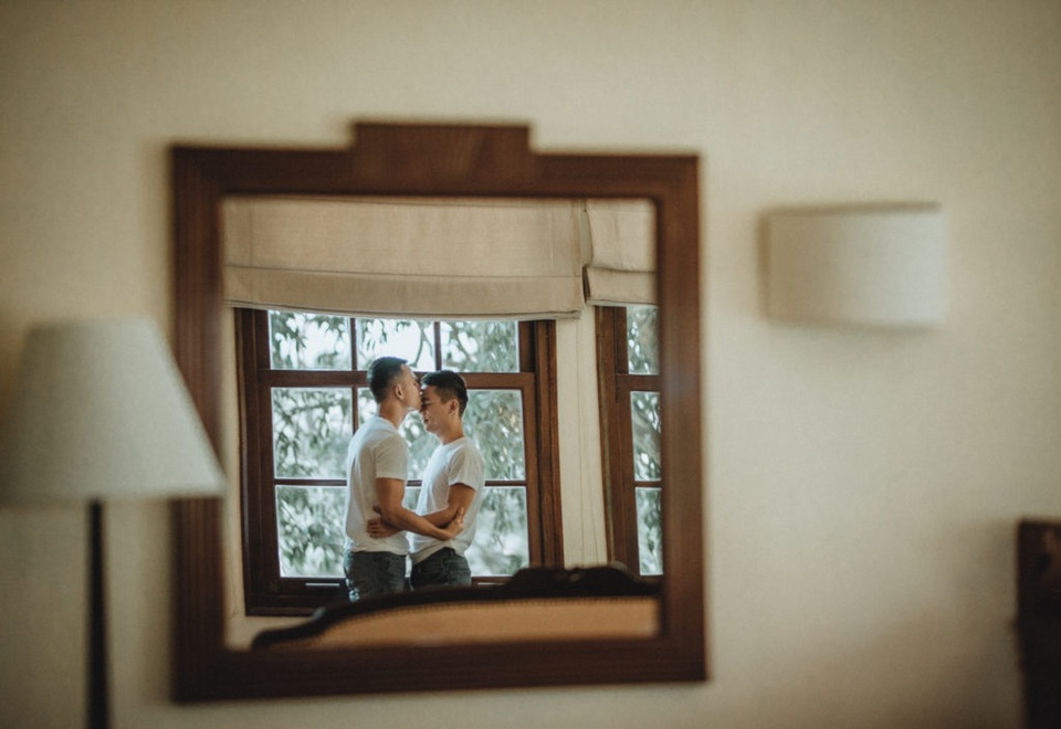 Đà Lạt đẹp mê hồn trong video tình yêu của NTK đồng tính - 20