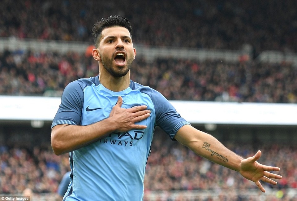 
Aguero tìm lại cảm giác ghi bàn sau chỉ một trận tịt ngòi
