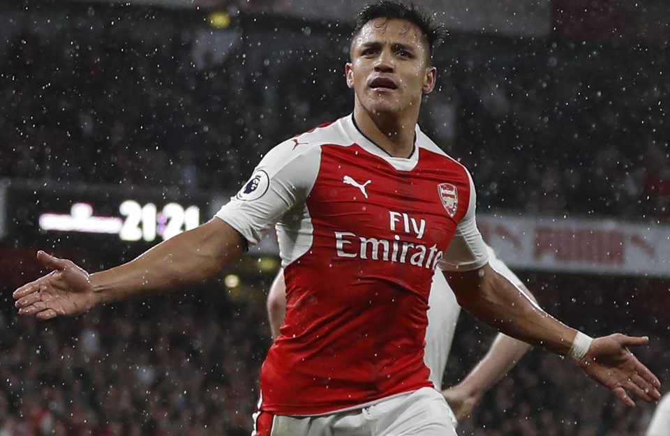 Phá vỡ sự im lặng, Alexis Sanchez lên tiếng về tương lai - 1 Alexis Sanchez muốn rời khỏi Arsenal