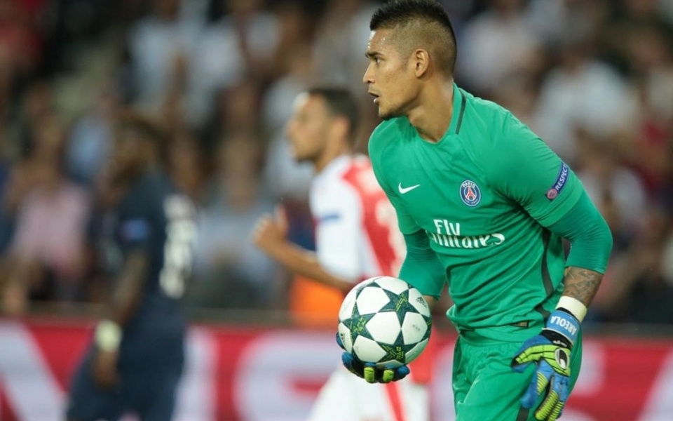 Areola là sản phẩm của lò đào tạo trẻ của PSG. Thủ thành này đã bắt đầu chứng tỏ được mình và chiếm suất bắt chính trong khung gỗ của đội bóng thành Paris. Người gác đền này được đặt nhiều kỳ vọng sẽ tiếp quản suất bắt chính ở đội tuyển Pháp trong tương lai.