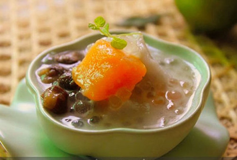 Những cái lạ của ẩm thực Đà Lạt - 6 Chè hé có đủ hương vị cho thực khách lựa chọn.