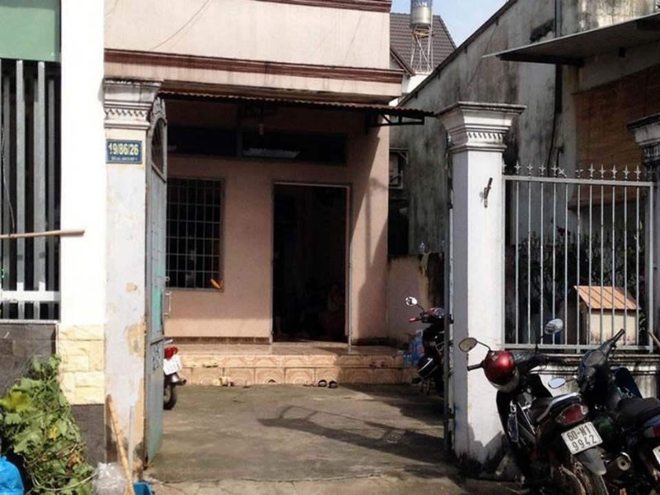 Chồng đâm chết vợ trong đêm vì đòi tự vẫn - 1
Căn nhà nơi xảy ra vụ án đau lòng.