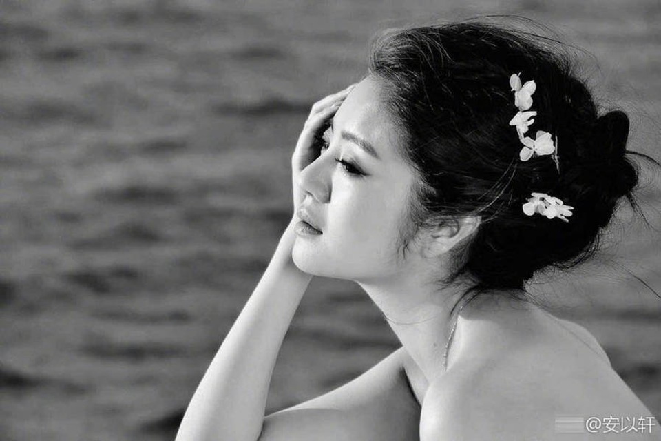 Cận kề ngày cưới, An Dĩ Hiên vẫn làm việc chăm chỉ - 3 Cận kề ngày cưới, An Dĩ Hiên vẫn làm việc chăm chỉ - 3