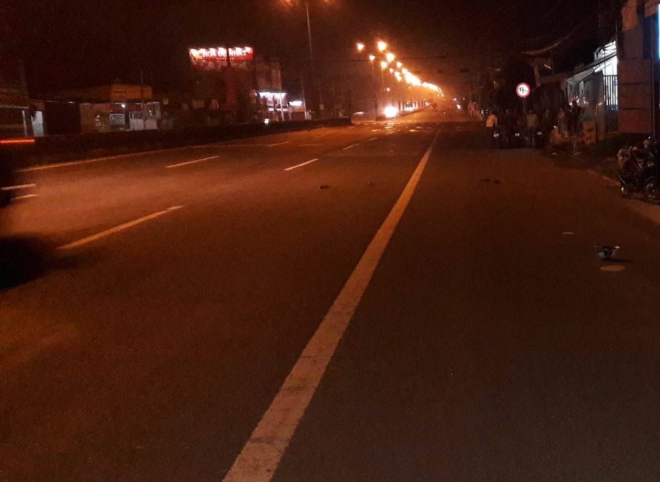 Bắt 3 nghi phạm vụ giết người lúc nửa đêm trên quốc lộ - 1 Đoạn đường nơi người dân phát hiện 2 thanh niên bị đâm kêu cứu.