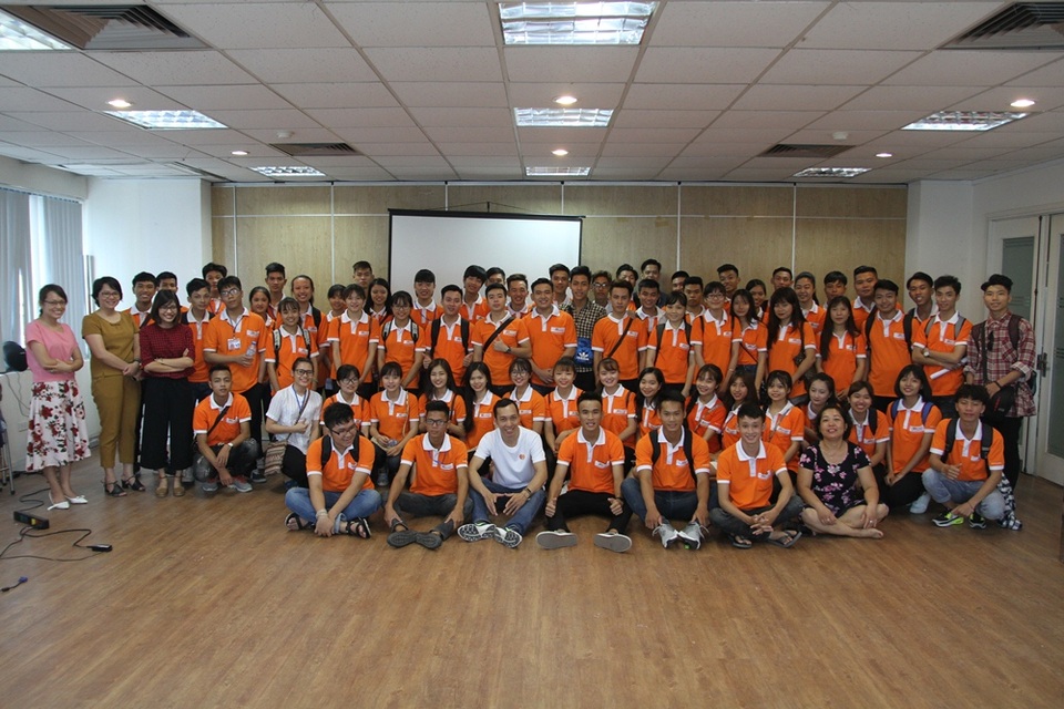 Ngày hội việc làm 2017: Hơn 500 vị trí tuyển dụng dành cho sinh viên FPT Polytechnic - 1 Phòng Quan hệ doanh nghiệp Cao đẳng thực hành FPT Polytechnic thường xuyên tổ chức các hoạt động kết nối doanh nghiệp nhằm mục đích giúp sinh viên trang bị những kiến thức và kỹ năng cần thiết để đáp ứng nhu cầu của các nhà tuyển dụng.