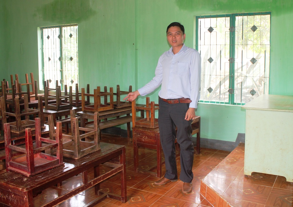 Những phó chủ tịch trẻ đưa “vùng khó” thoát nghèo - 1
Anh Phan Nguyễn Vi Sa (Phó Chủ tịch xã Kon Thục, Mang Yang) tuy còn trẻ nhưng đã 2 lần giữ chức phó chủ tịch ở xã “vùng khó”