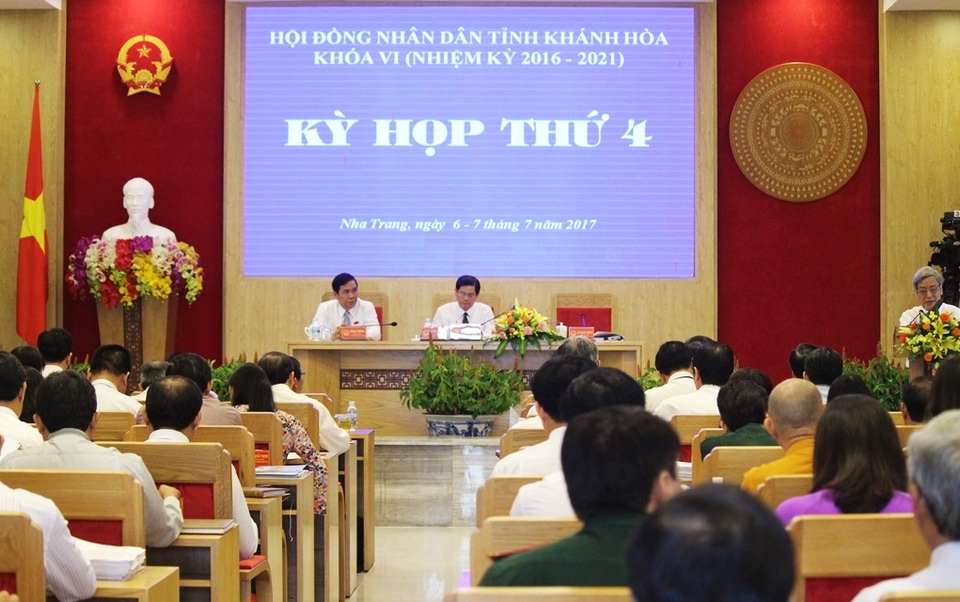 Khánh Hòa “đau đầu” vì quá nhiều lao động du lịch có trình độ đại học - 1 Kỳ họp thứ 4, HĐND tỉnh Khánh Hòa khóa VI (2016-2021)
