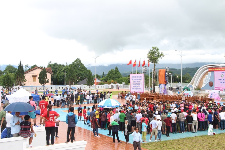 Đặc sắc ngày hội văn hóa thể thao du lịch miền núi tỉnh Thừa Thiên Huế - 8 Ngày hội thắt chặt hơn nữa tình đoàn kết giữa các dân tộc