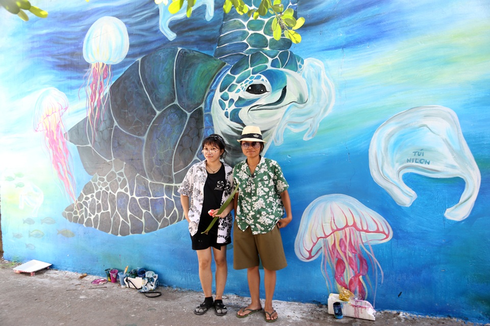 Khám phá “ngôi làng” bích họa đẹp ngẩn ngơ ở Lý Sơn - 10