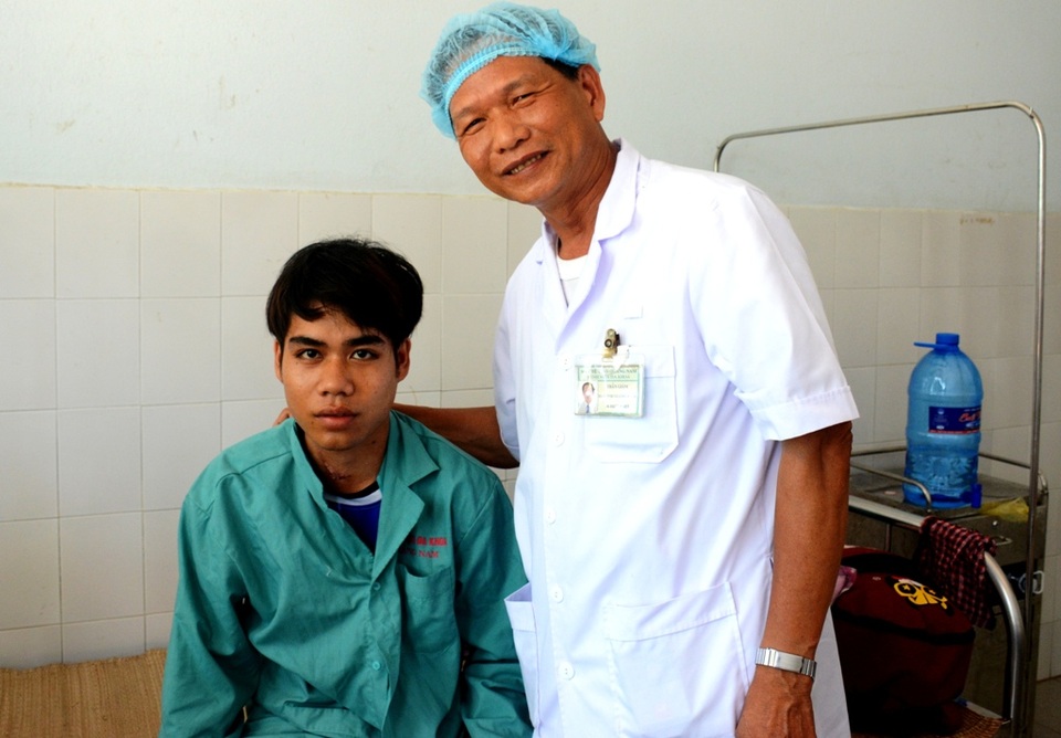 Một thanh niên bị trâu húc thủng khí quản - 1 Bệnh nhân Xanh đã hồi phục sức khỏe