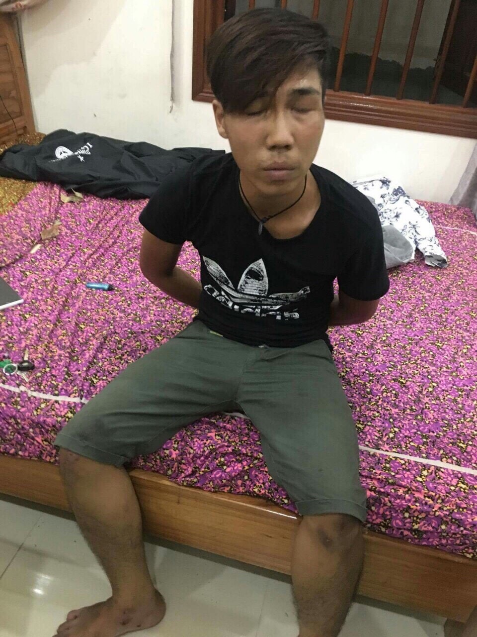 Từ đối tượng “ăn bay”, bắt được đối tượng chuyên buôn “cỏ Mỹ” - 1 Đối tượng Quốc và tang vật vụ án