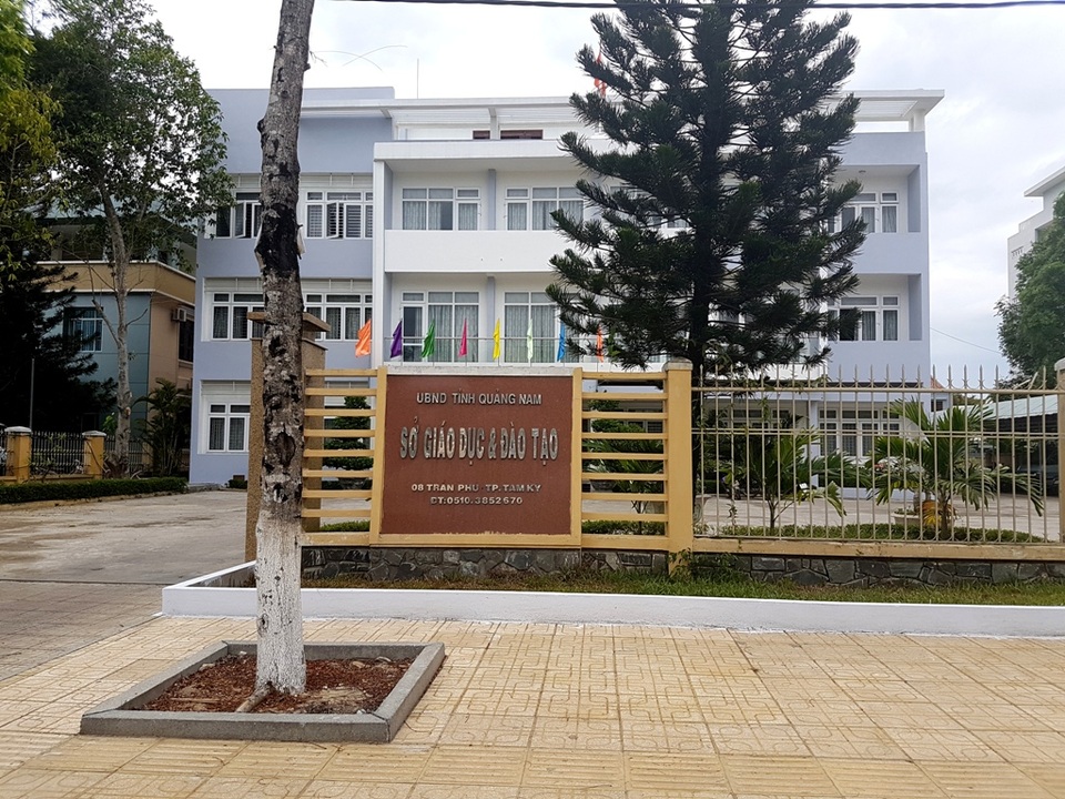 Sở GD-ĐT Quảng Nam công khai đường dây nóng - 1 Sở GD-ĐT Quảng Nam công khai số điện thoại và địa chỉ email