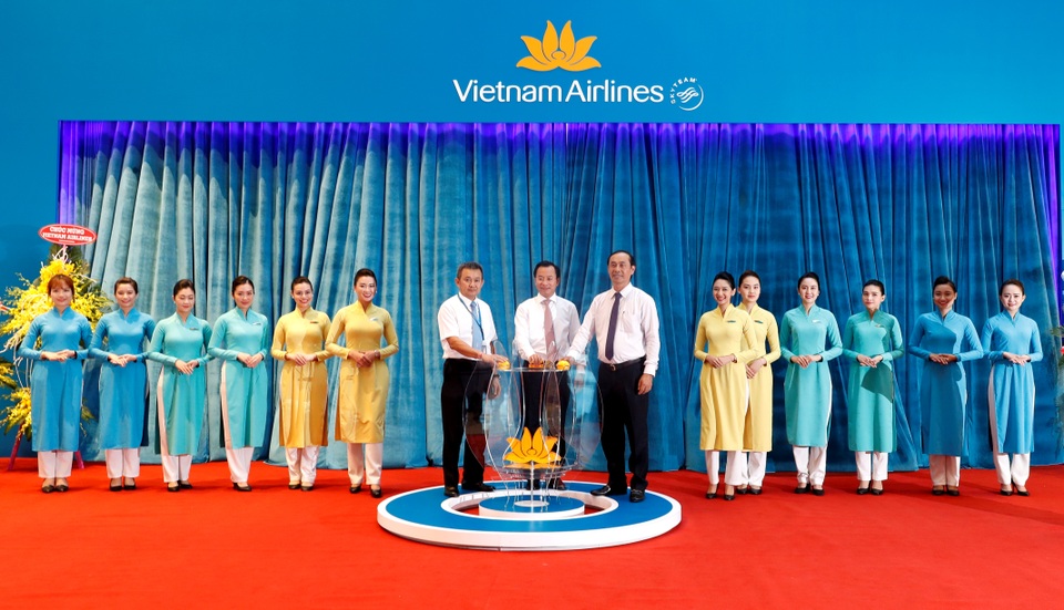 Vietnam Airlines khai trương hệ thống dịch vụ 4 sao tại sân bay Đà Nẵng - 1 Khai trương hệ thống dịch vụ của Vietnam Airlines tại nhà ga hành khách T2 Đà Nẵng