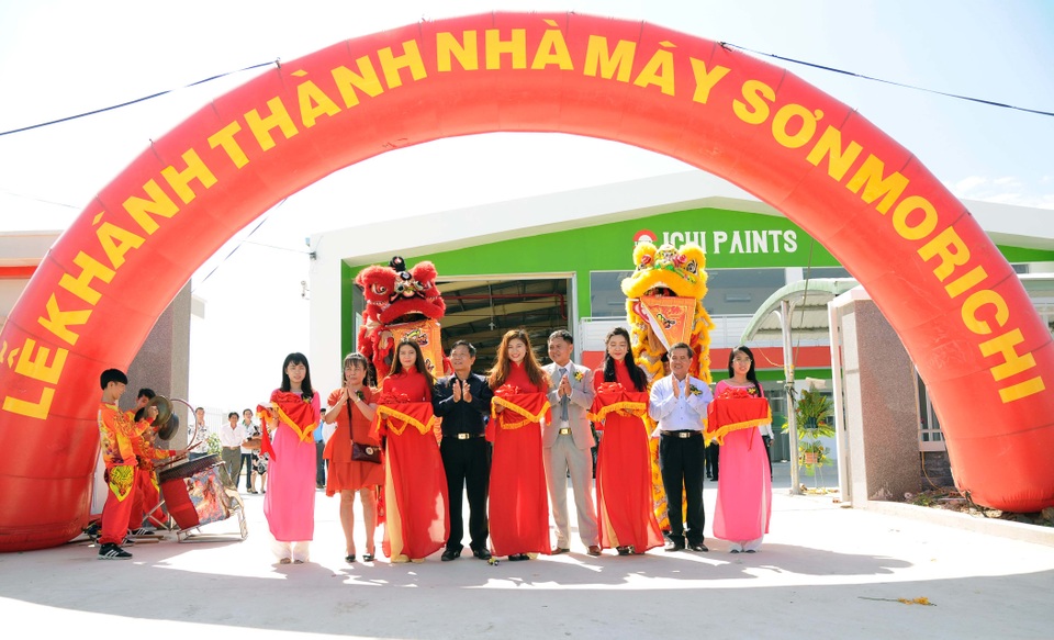 Khánh thành nhà máy sơn Morichi tại Long An - 2 Lãnh đạo Tập đoàn Ichi cắt băng khánh thành nhà máy sơn Morichi