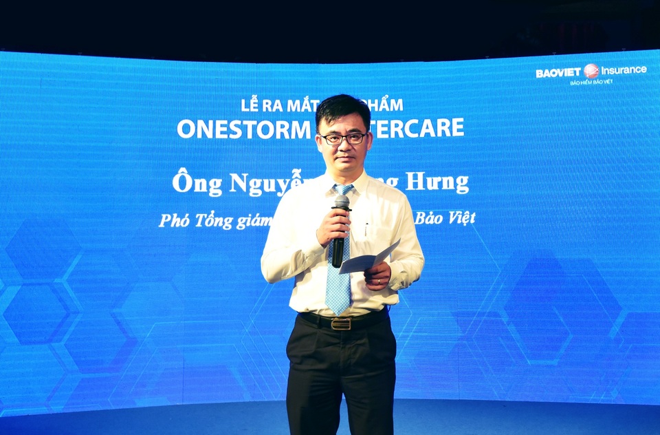 Bảo hiểm Bảo Việt ra mắt sản phẩm bảo hiểm sức khỏe toàn cầu - 2 
Ông Nguyễn Quang Hưng, Phó Tổng Giám đốc Tổng Công ty Bảo hiểm Bảo Việt phát biểu tại lễ ra mắt sản phẩm.