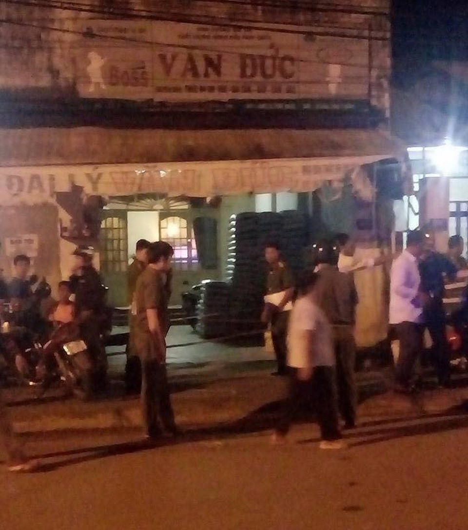 Ngăn con cãi nhau, cha vợ bị con rể đâm chết - 2 Hiện trường nơi xảy ra vụ án mạng.
