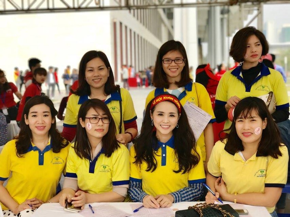 CLB Thiện nguyện Hoa Hướng Dương đã tổ chức hàng trăm chương trình từ thiện tại các vùng miền trên cả nước.