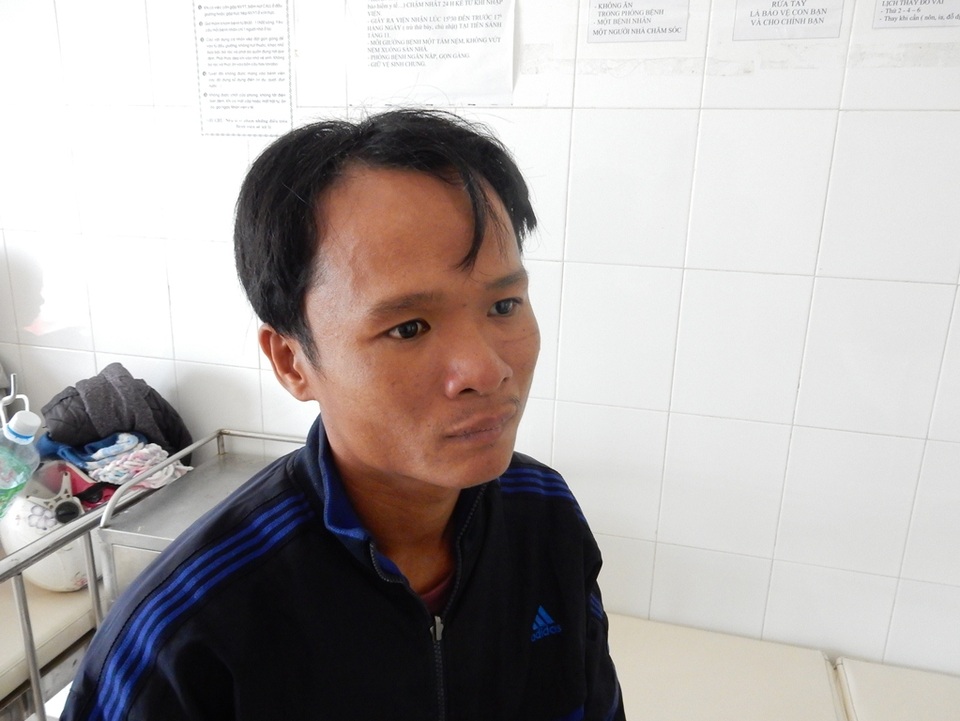 Bệnh tật đeo bám vợ con, ông bố trẻ kiệt quệ - 3 Khiến anh thấy kiệt quệ và bế tắc vô cùng