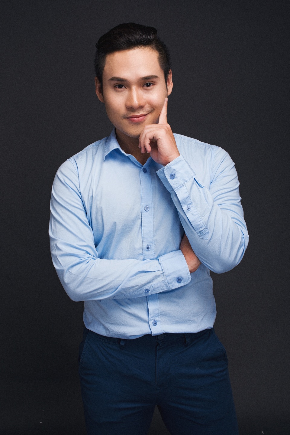 Bác sĩ Minh Trị: Tôi “tăng động” trong âm nhạc - 3 Sau Vietnam Idol “bác sĩ tăng động” Minh Trị may mắn nhận được sự ủng hộ của ca sĩ Thu Minh.