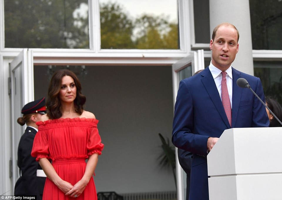 Phát biểu tại buổi tiệc, Hoàng tử William nhấn mạnh Anh và Đức sẽ vẫn giữ tình bạn “thân thiết nhất” ngay cả khi Anh không còn là thành viên của Liên minh châu Âu (EU). (Ảnh: AFP)