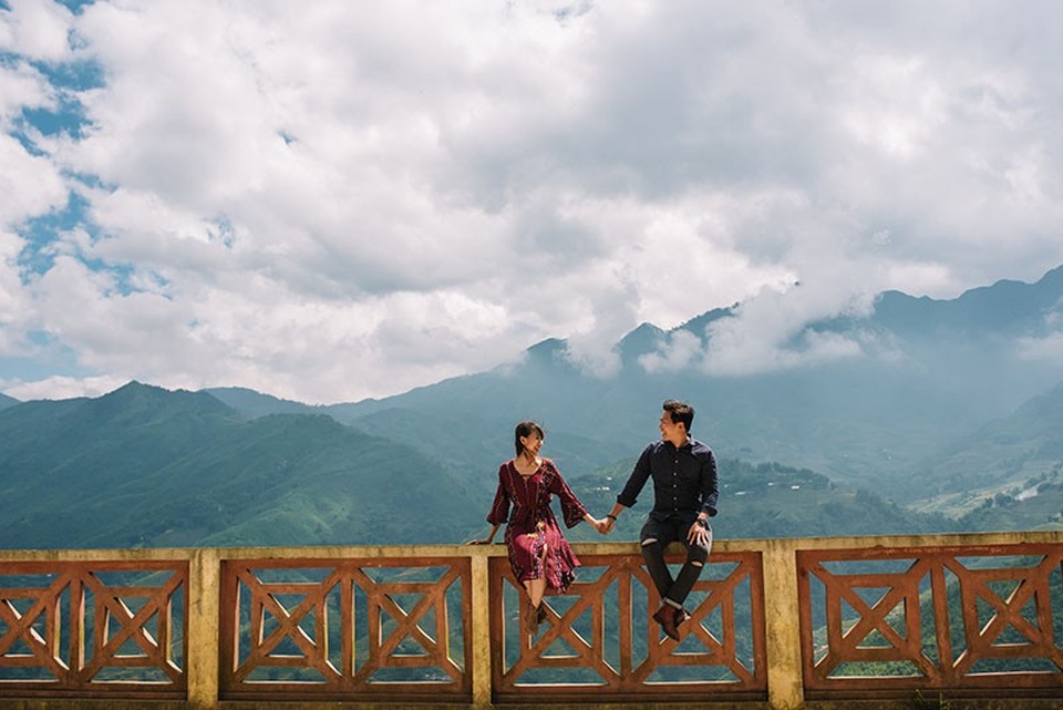 Đó là câu chuyện tình yêu của Vũ Luân (sinh năm 1992) và Nguyễn Thị Đan Ngọc (sinh năm 1993). Hiện tại cả hai đang sinh sống và làm việc tại TP HCM.