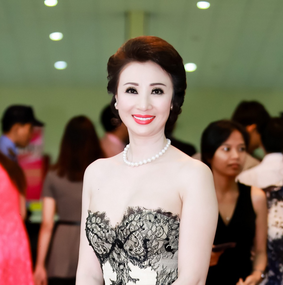 Hoa hậu doanh nhân thành đạt Vũ Thuý Nga.