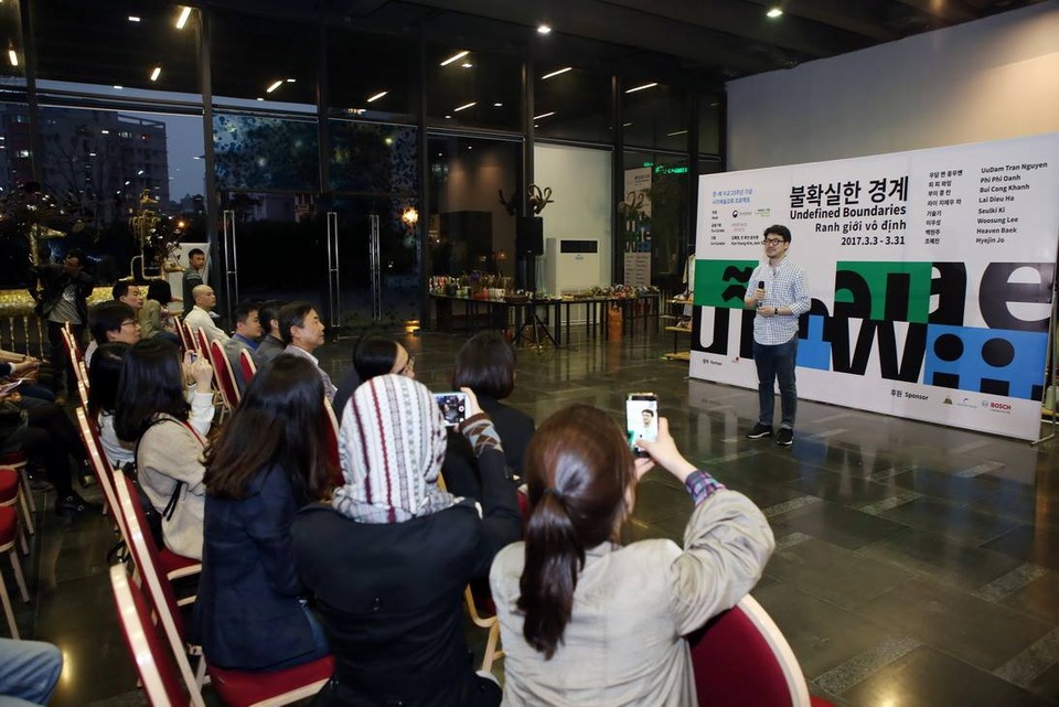 “Ranh giới vô định” - hành trình của khám phá và thể nghiệm tại Dolphin Plaza - 1 “Ranh giới vô định” - hành trình của khám phá và thể nghiệm tại Dolphin Plaza - 1